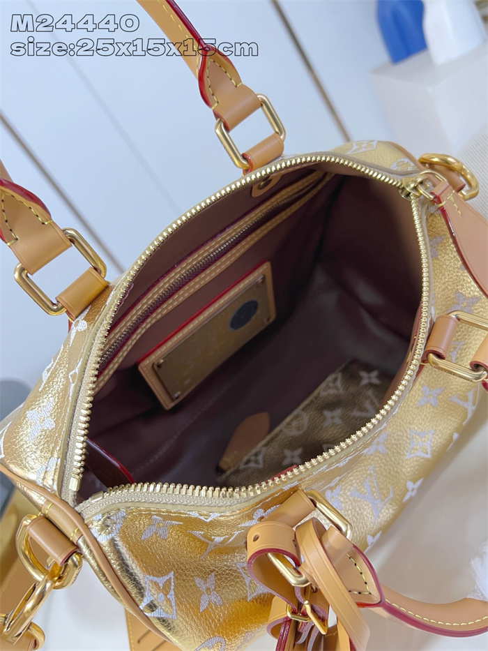 LOUIS VUITTON 루이비통 스피디 P9 반둘리에 25 모노그램 M21109