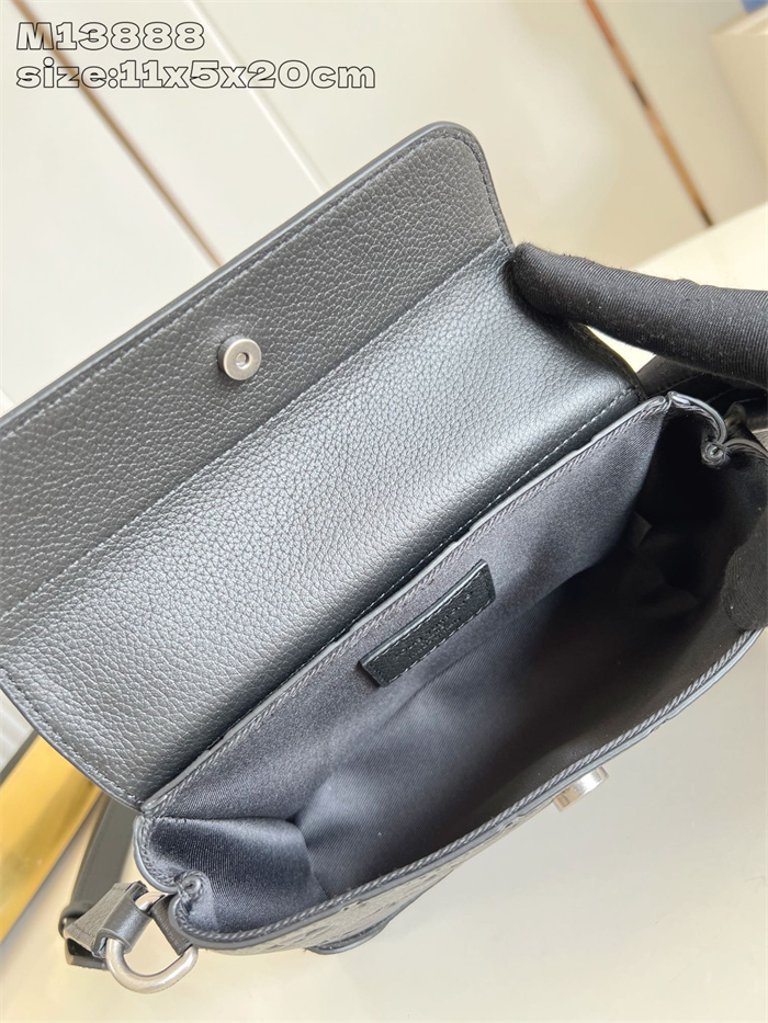 LOUIS VUITTON 루이비통 웨어러블 크로스백 M13888
