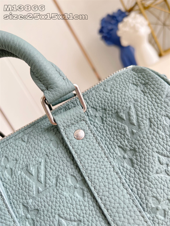 LOUIS VUITTON 루이비통 키폴 반둘리에 25 M13866