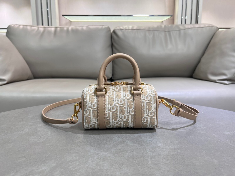 DIOR 디올 오블리크 자카드 그루브 16/20 보스턴백 신상