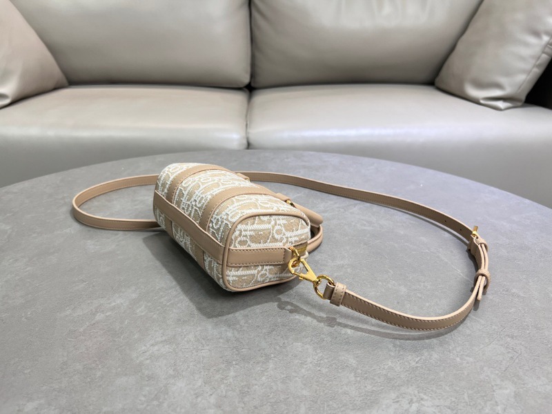 DIOR 디올 오블리크 자카드 그루브 16/20 보스턴백 신상