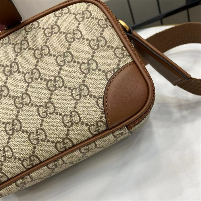 GUCCI 구찌 GG 엠블럼 슈퍼 미니백 821217
