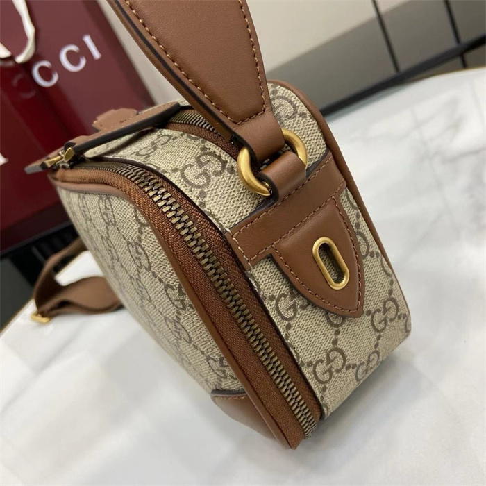 GUCCI 구찌 GG 엠블럼 슈퍼 미니백 821217