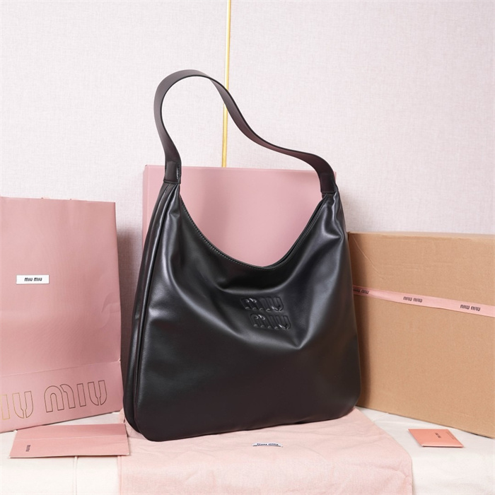 MIUMIU 미우미우 호보백 5BC134