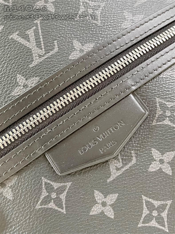 LOUIS VUITTON 루이비통 디스커버리 슬림 백팩 M14020