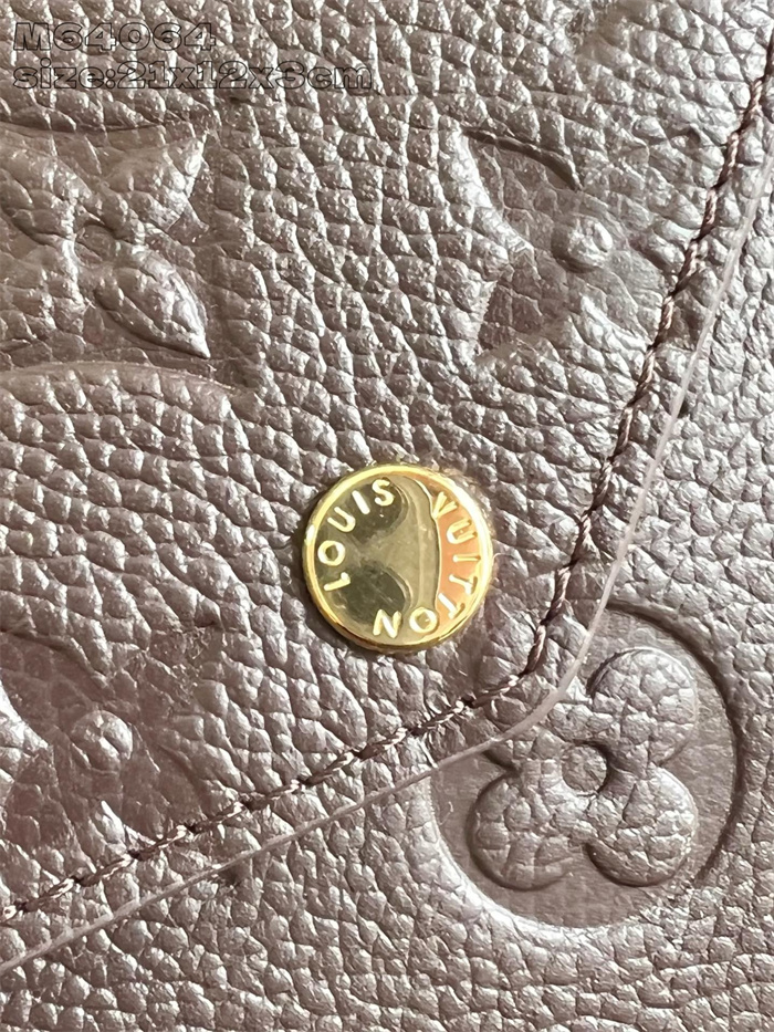 LOUIS VUITTON 루이비통 포쉐트 펠리시 모노그램 크로스백 M64064