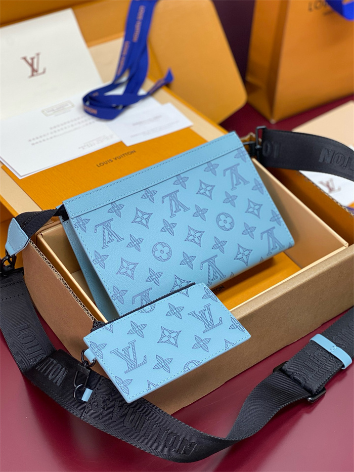 LOUIS VUITTON 루이비통 가스통 웨어러블 M81115