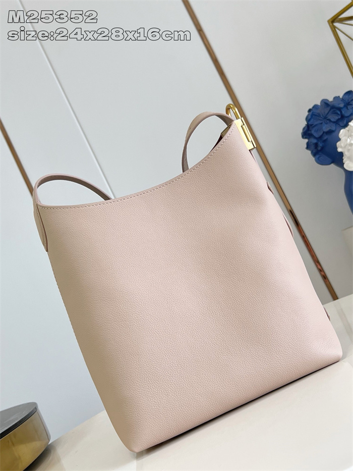 LOUIS VUITTON 루이비통 로우 키 호보 숄더백 PM M25352