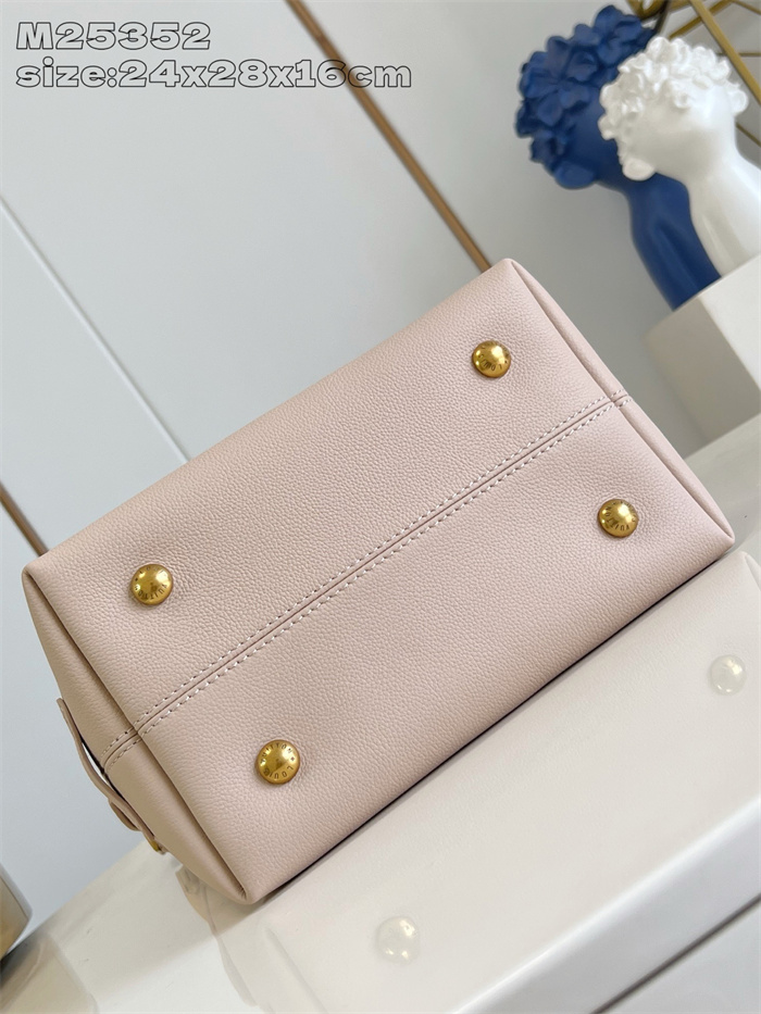 LOUIS VUITTON 루이비통 로우 키 호보 숄더백 PM M25352