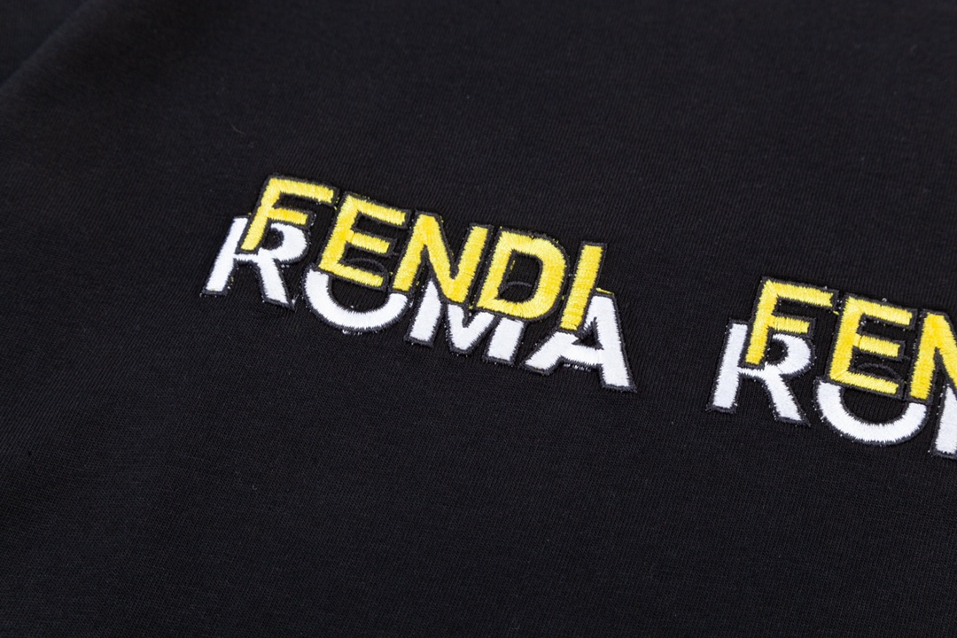 FENDI 쇼트 슬리브