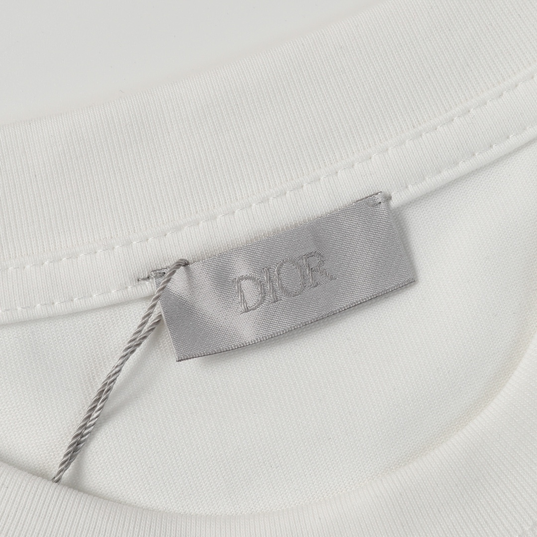 DIOR 엠보싱 쇼트 슬리브