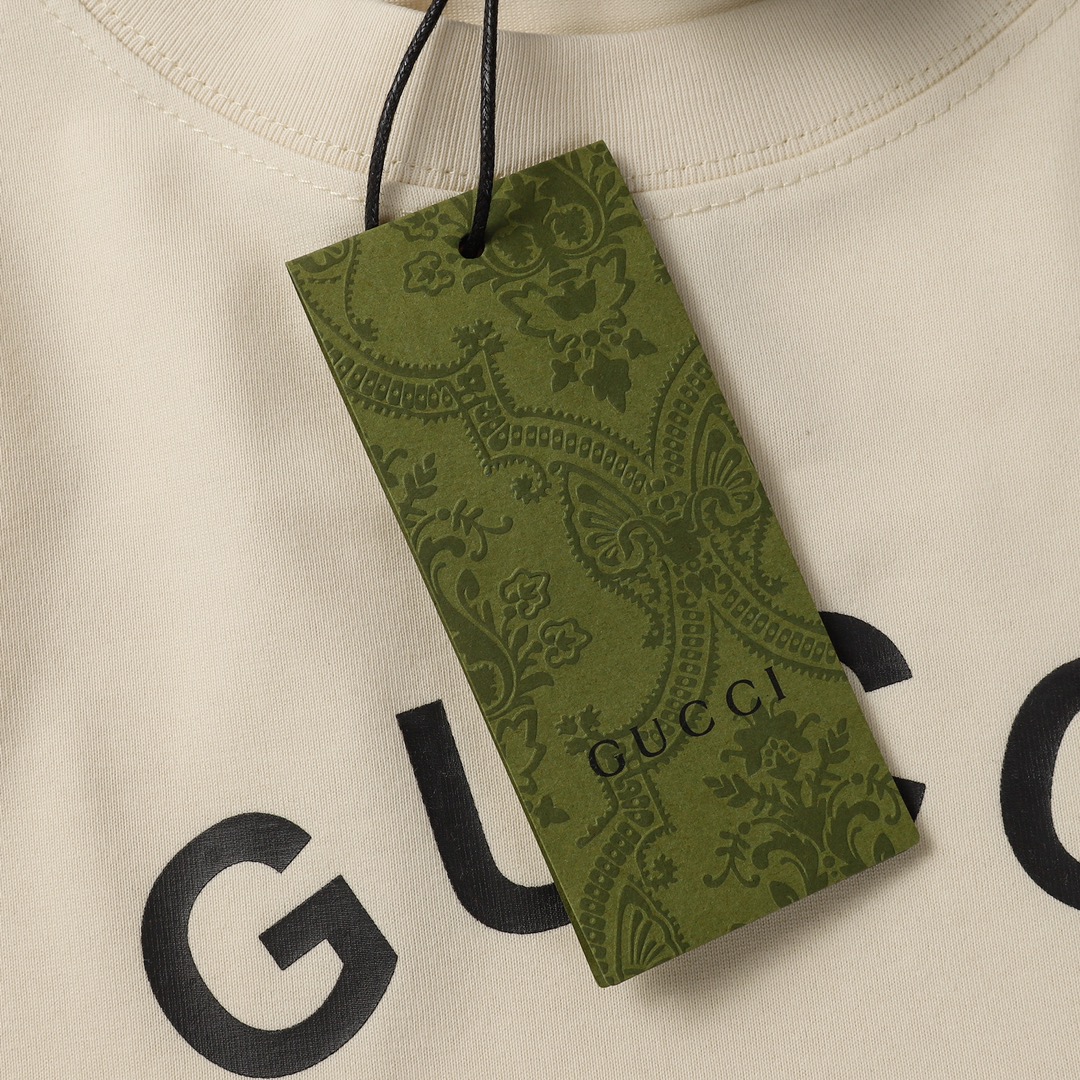 GUCCI 프린트 쇼트 슬리브