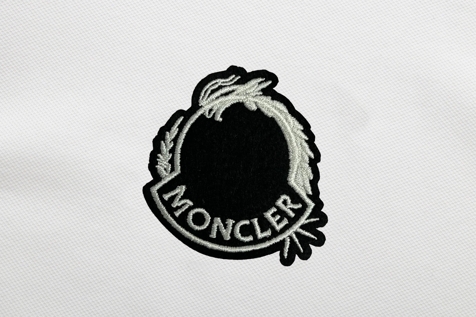 몽클레르 쇼트 슬리브