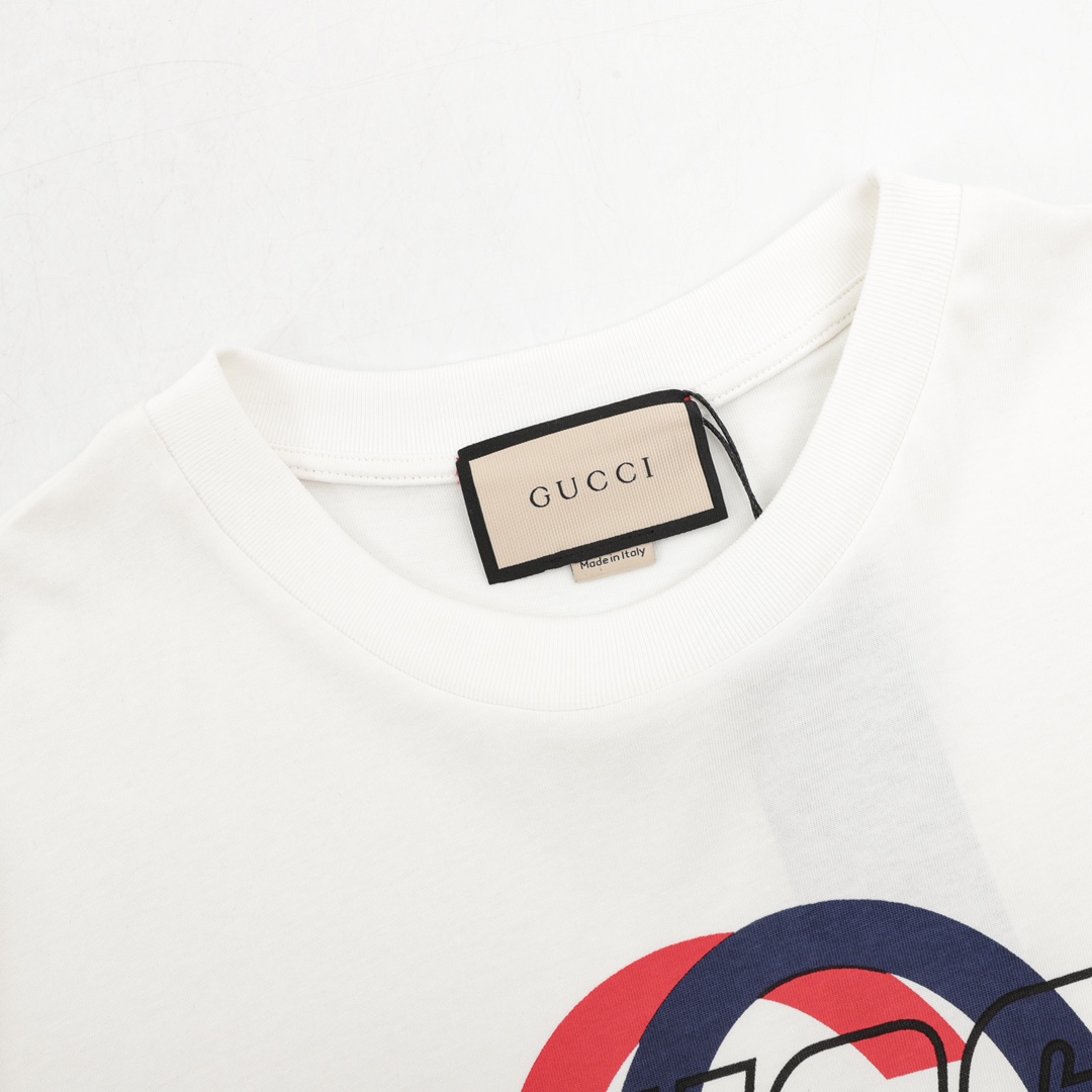 GUCCI 반팔 레터 라운드넥