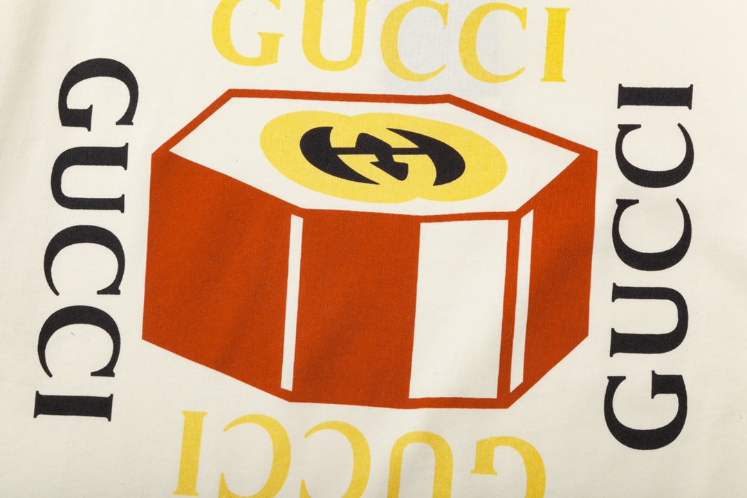 GUCCI 마더 박스 프린트 쇼트 슬리브