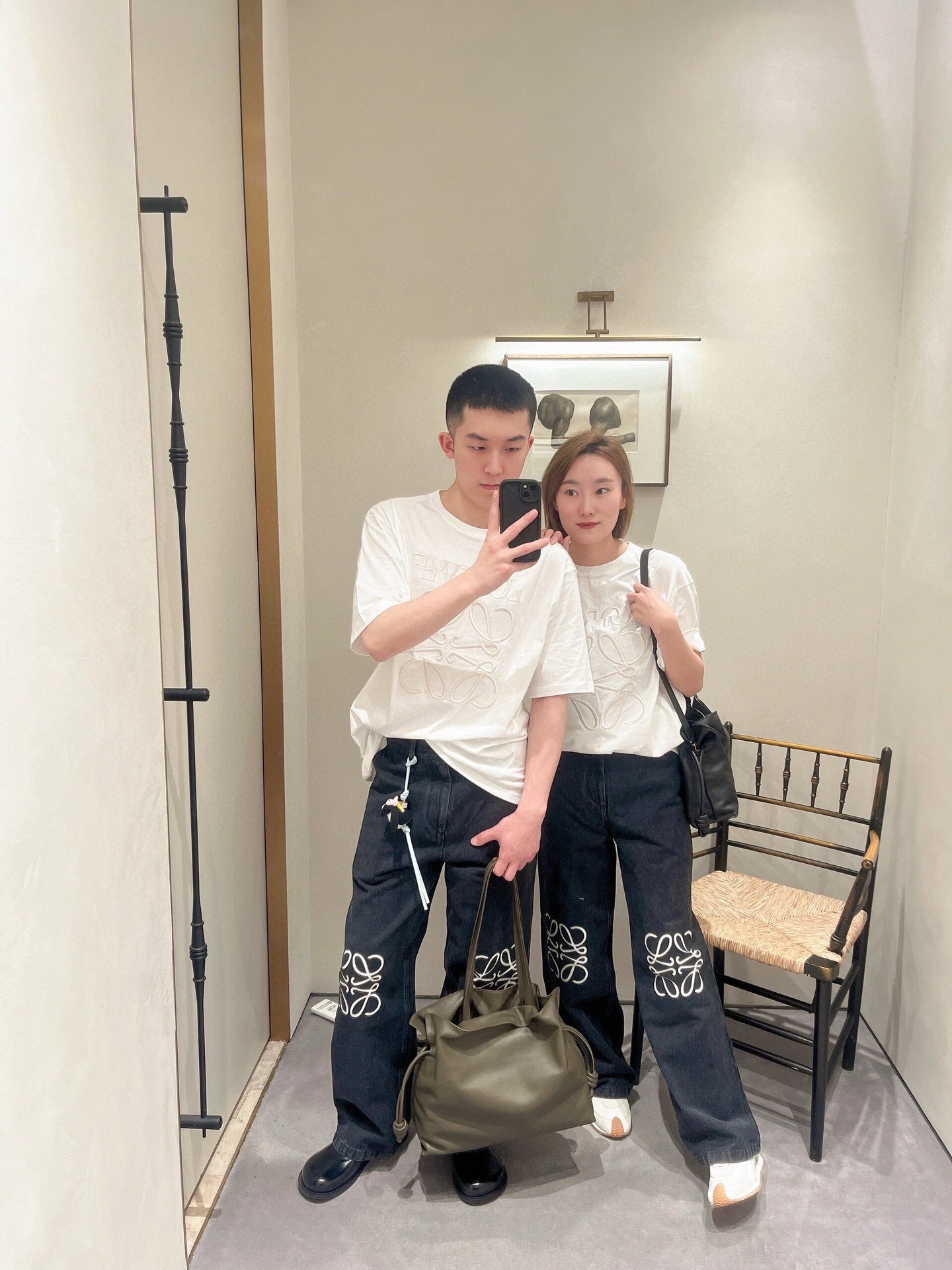 24SS 미스플레이스 자수 쇼트 슬리브