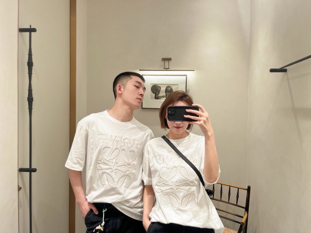 24SS 미스플레이스 자수 쇼트 슬리브