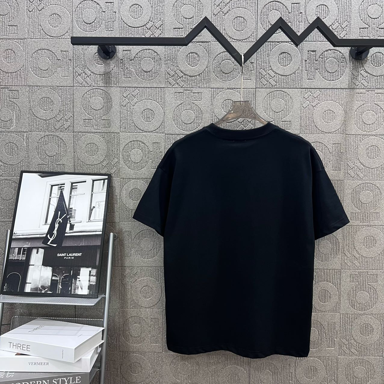 YSL 생로랑 레터 로고 프린트 쇼트 슬리브