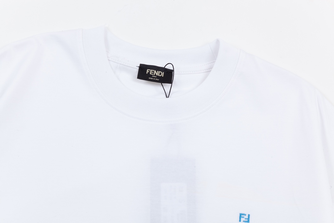 FENDI 펜디 반소매 레터 프린트 헴 쇼트 슬리브