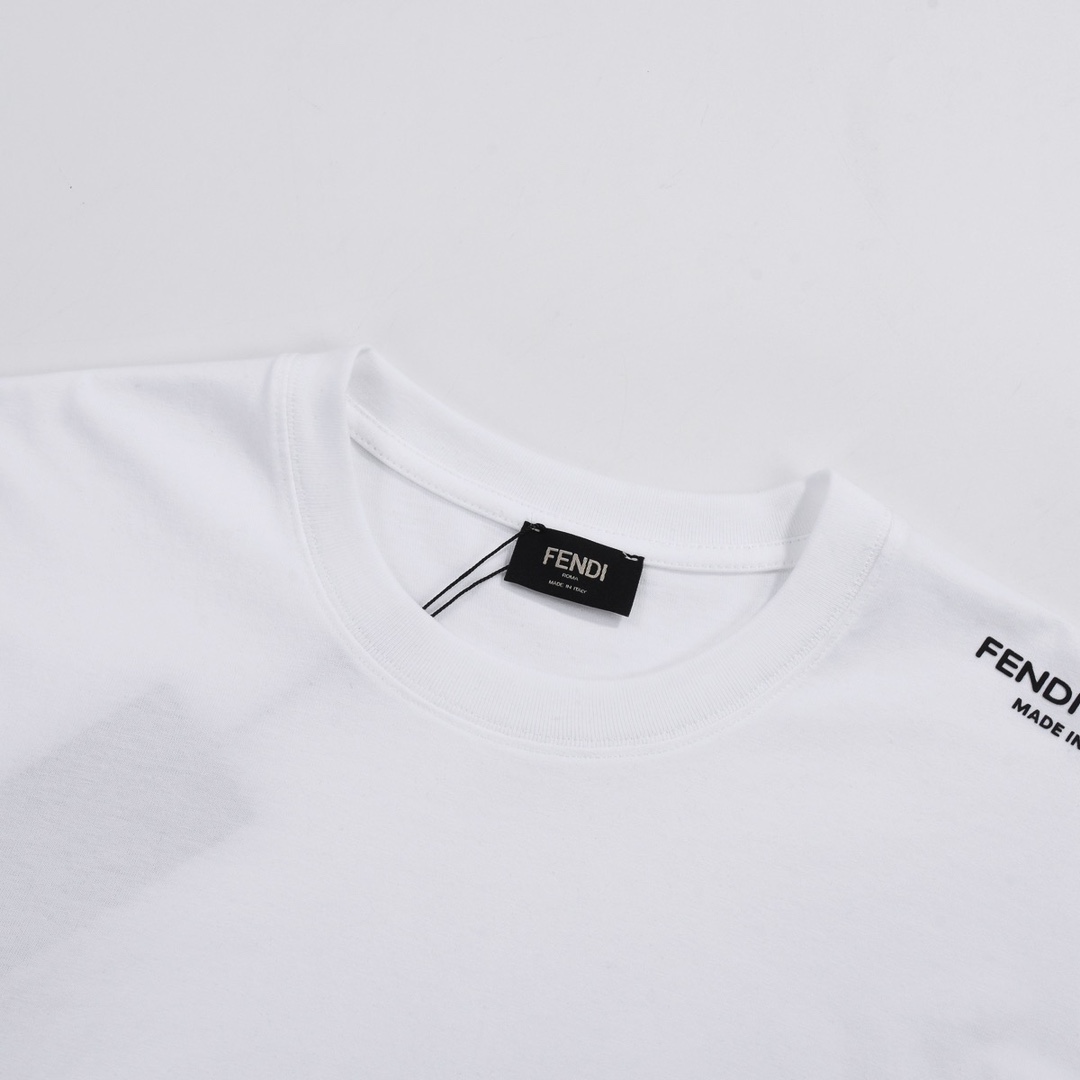 FENDI 펜디 펜디 프린트 쇼트 슬리브 레프트 숄더