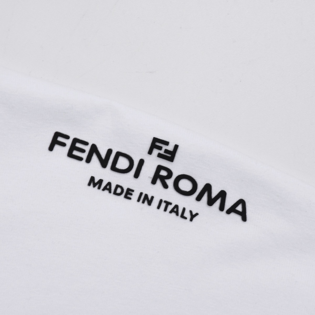 FENDI 펜디 펜디 프린트 쇼트 슬리브 레프트 숄더