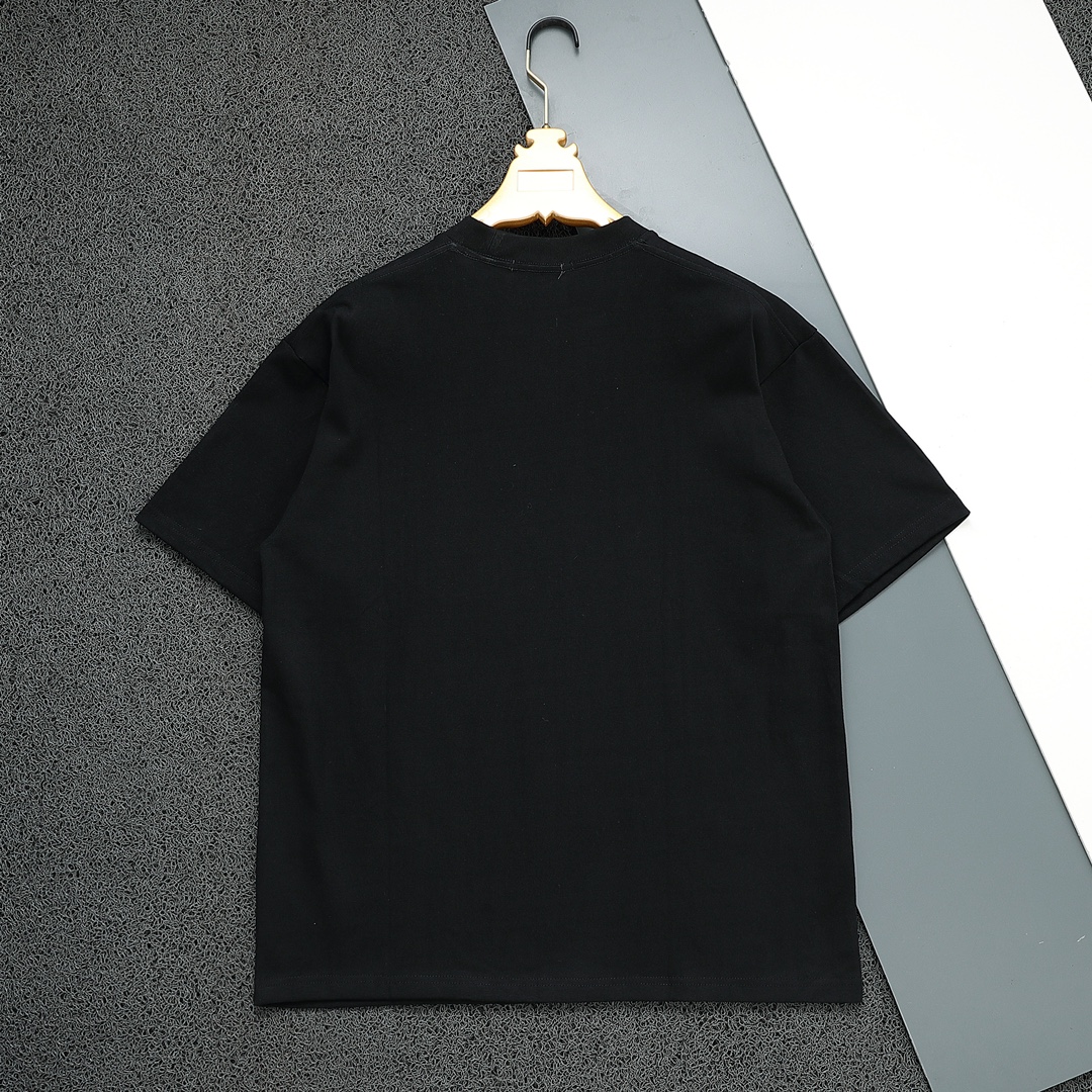 FENDI 펜디 프린트 쇼트 슬리브