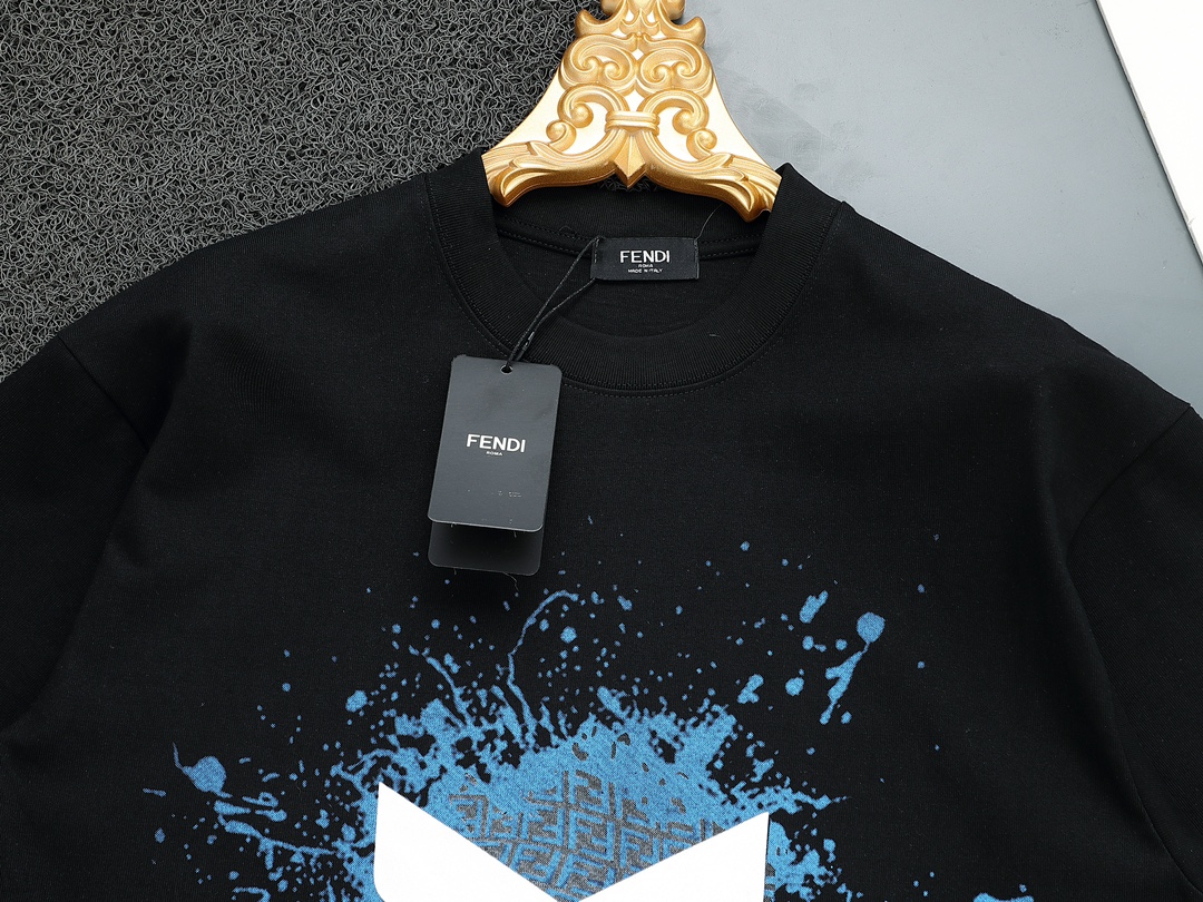 FENDI 펜디 프린트 쇼트 슬리브
