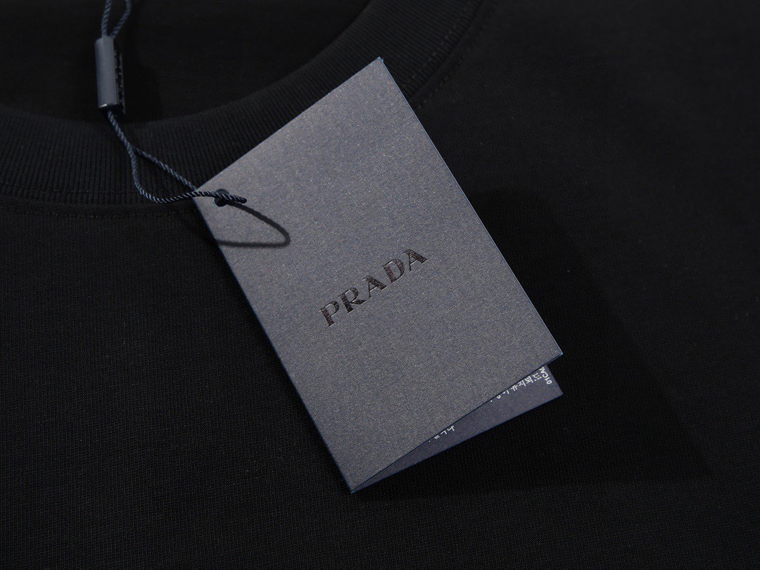 PRADA 쇼트 슬리브