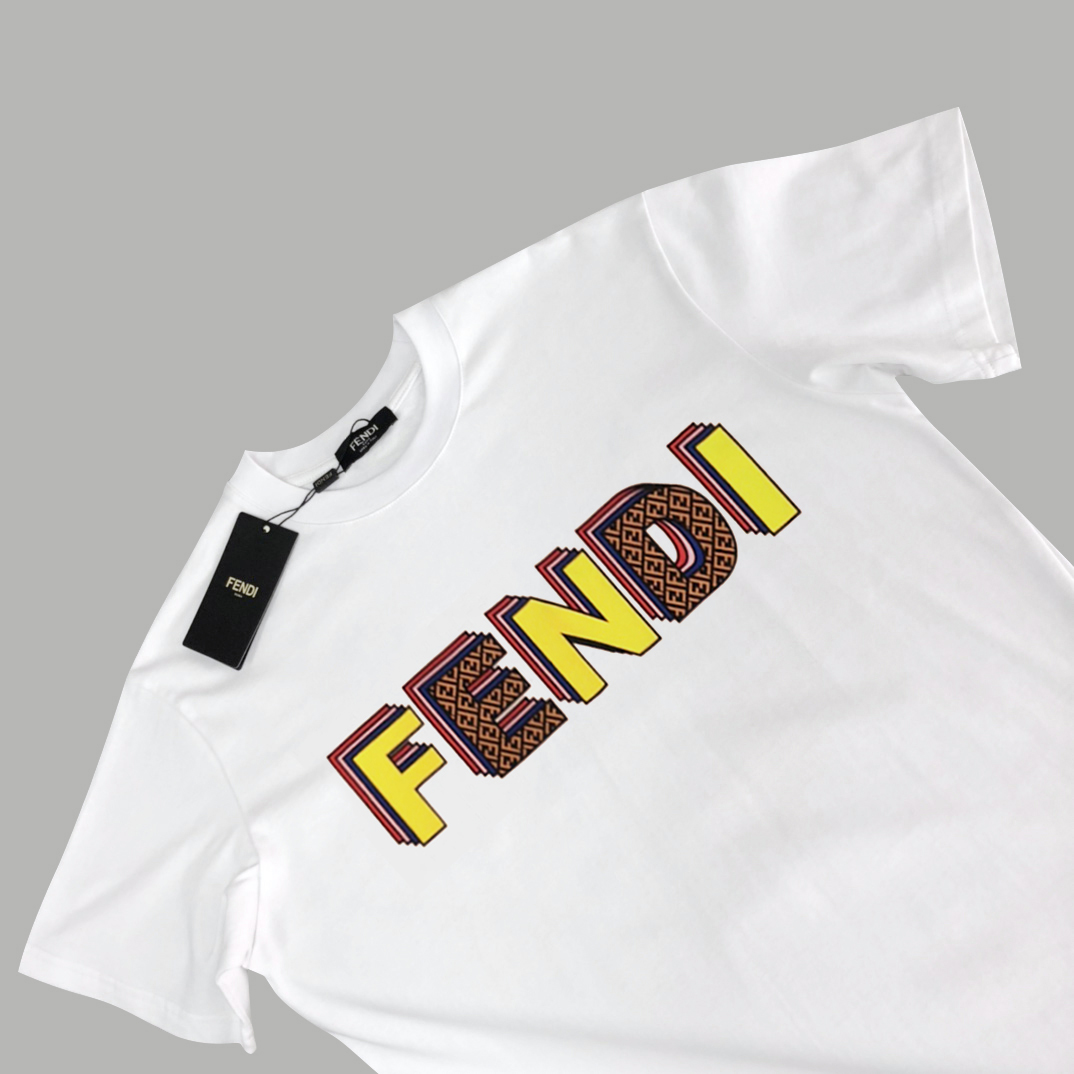 FENDI 반팔