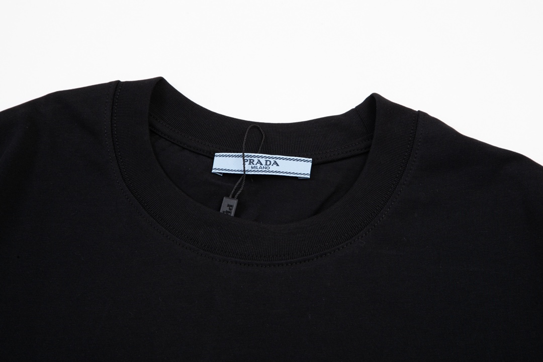 PRADA 프라다 쇼트 슬리브