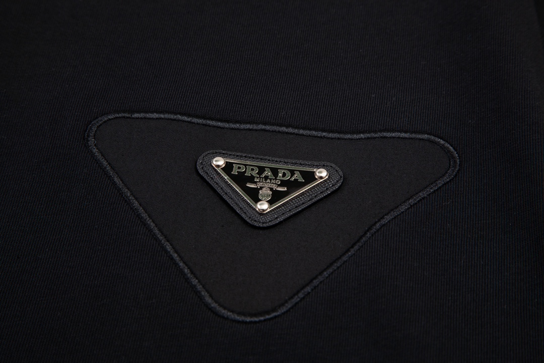 PRADA 프라다 쇼트 슬리브