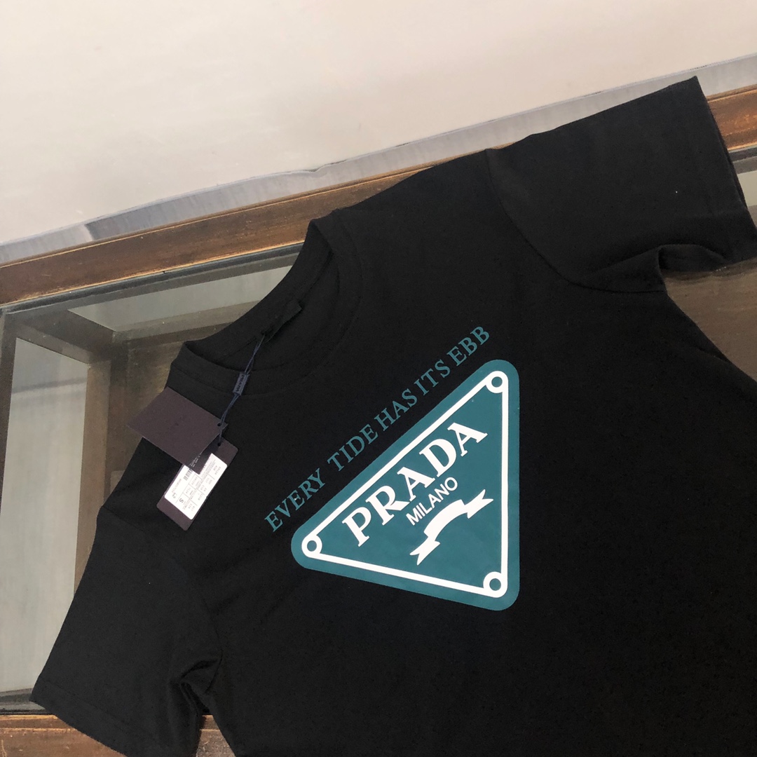 PRADA 쇼트 슬리브