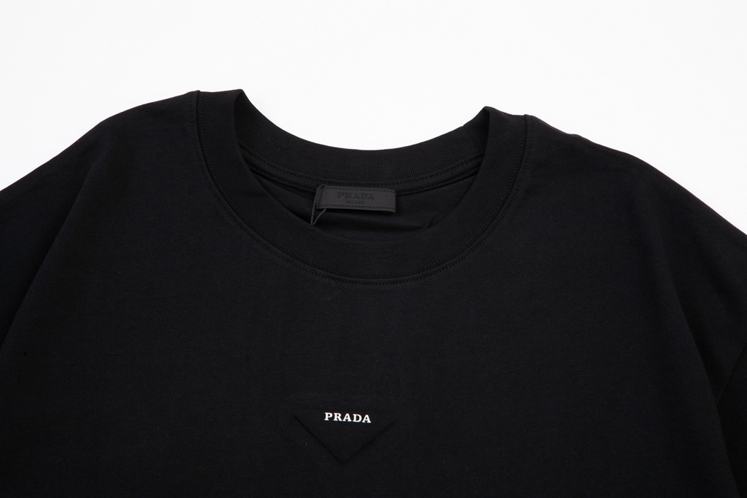 PRADA 프라다 레터 프린트 쇼트 슬리브