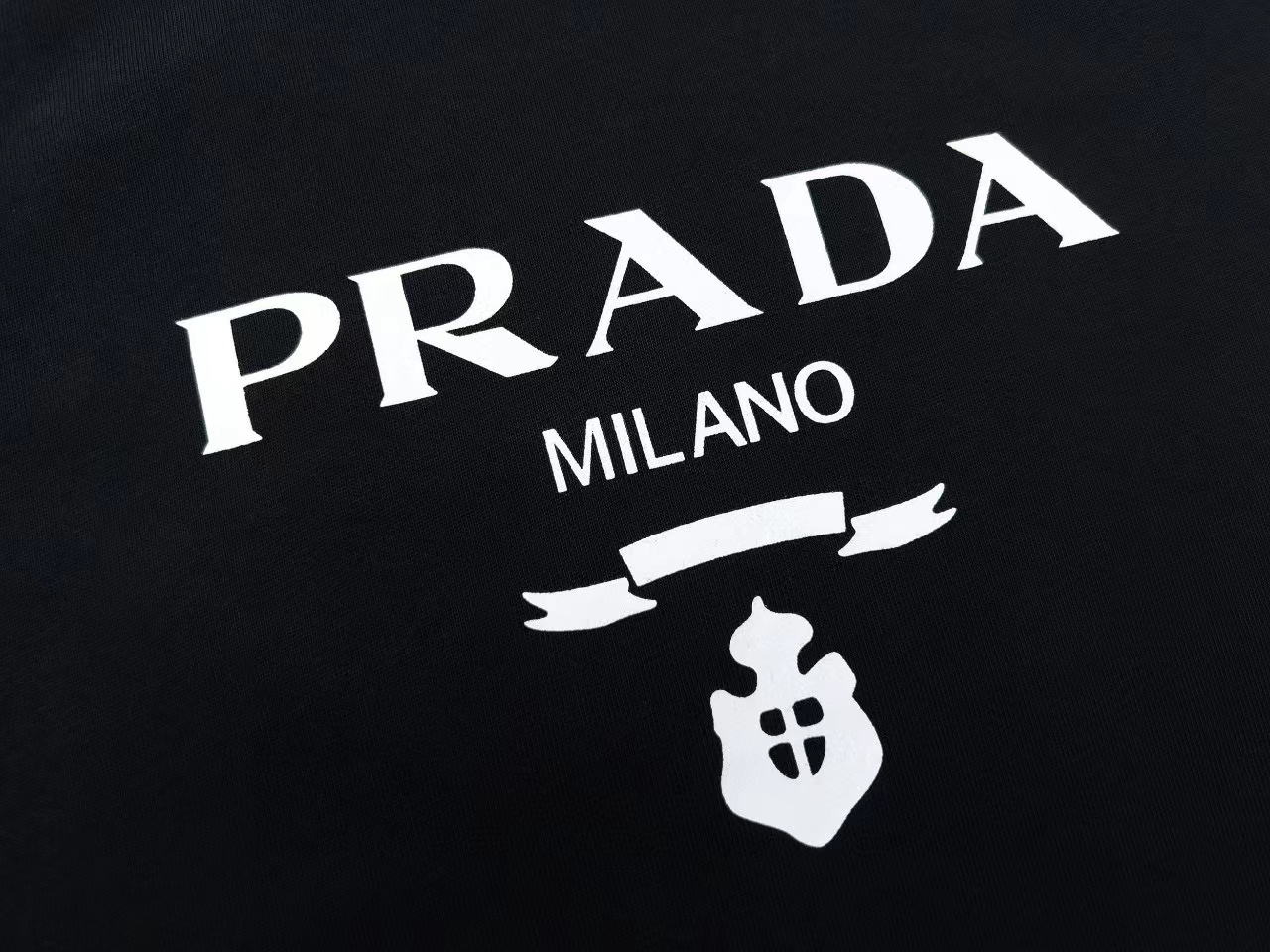 PRADA 쇼트 슬리브