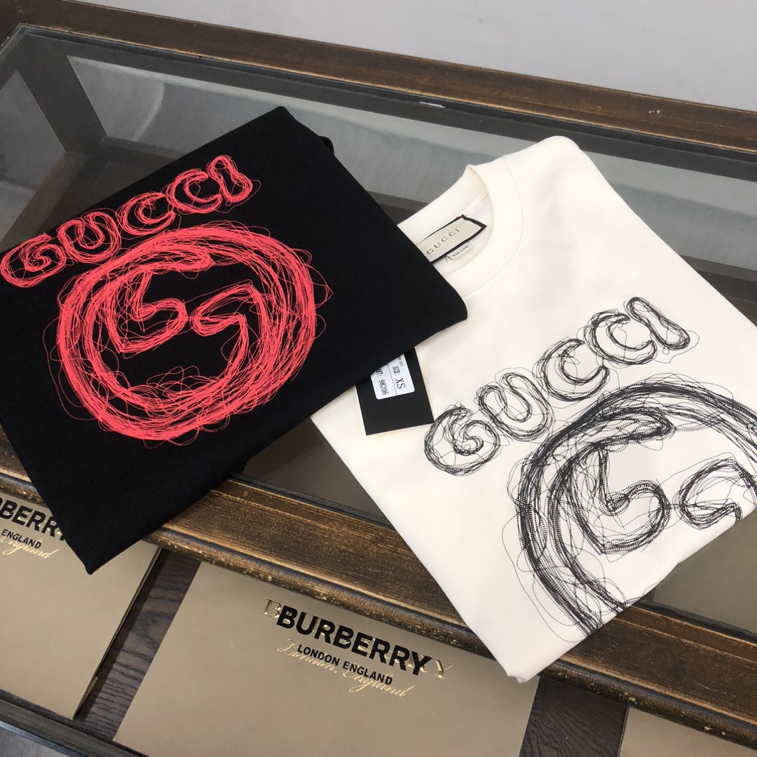 GUCCI 쇼트 슬리브 얼리 스프링