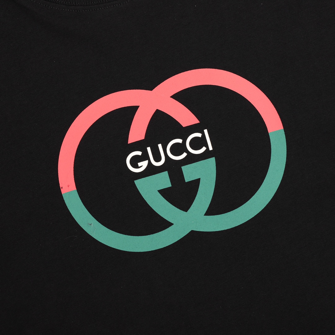 GUCCI 프린트 쇼트 슬리브