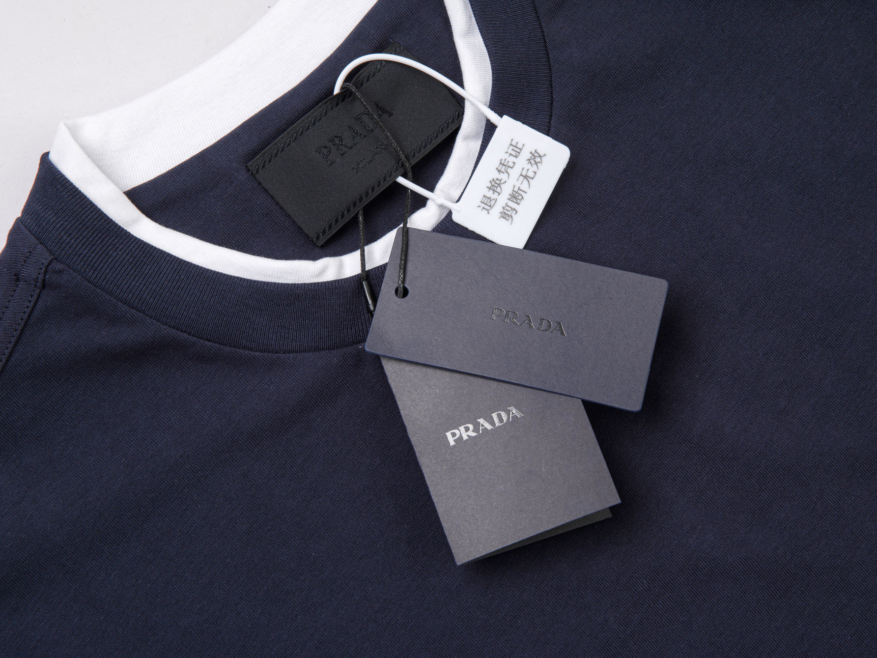 PRADA 쇼트 슬리브