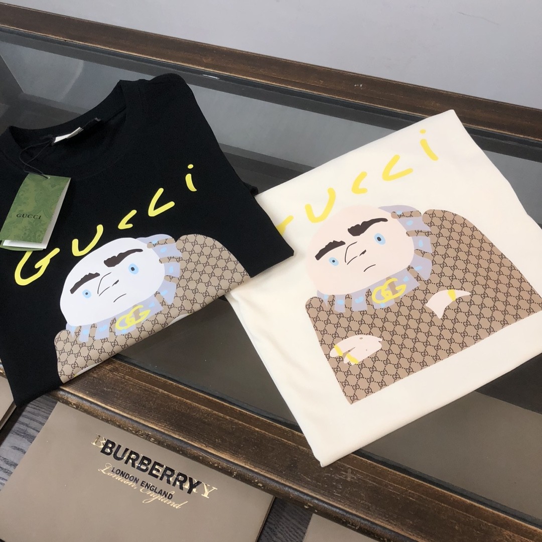 GUCCI 쇼트 슬리브 얼리 스프링