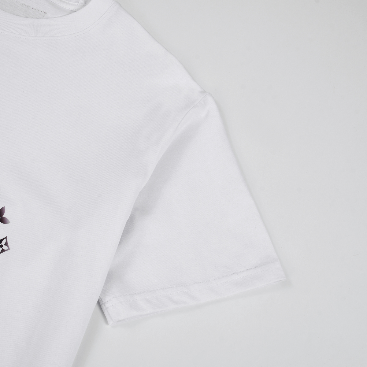 루이비통 24SS 쇼트 슬리브