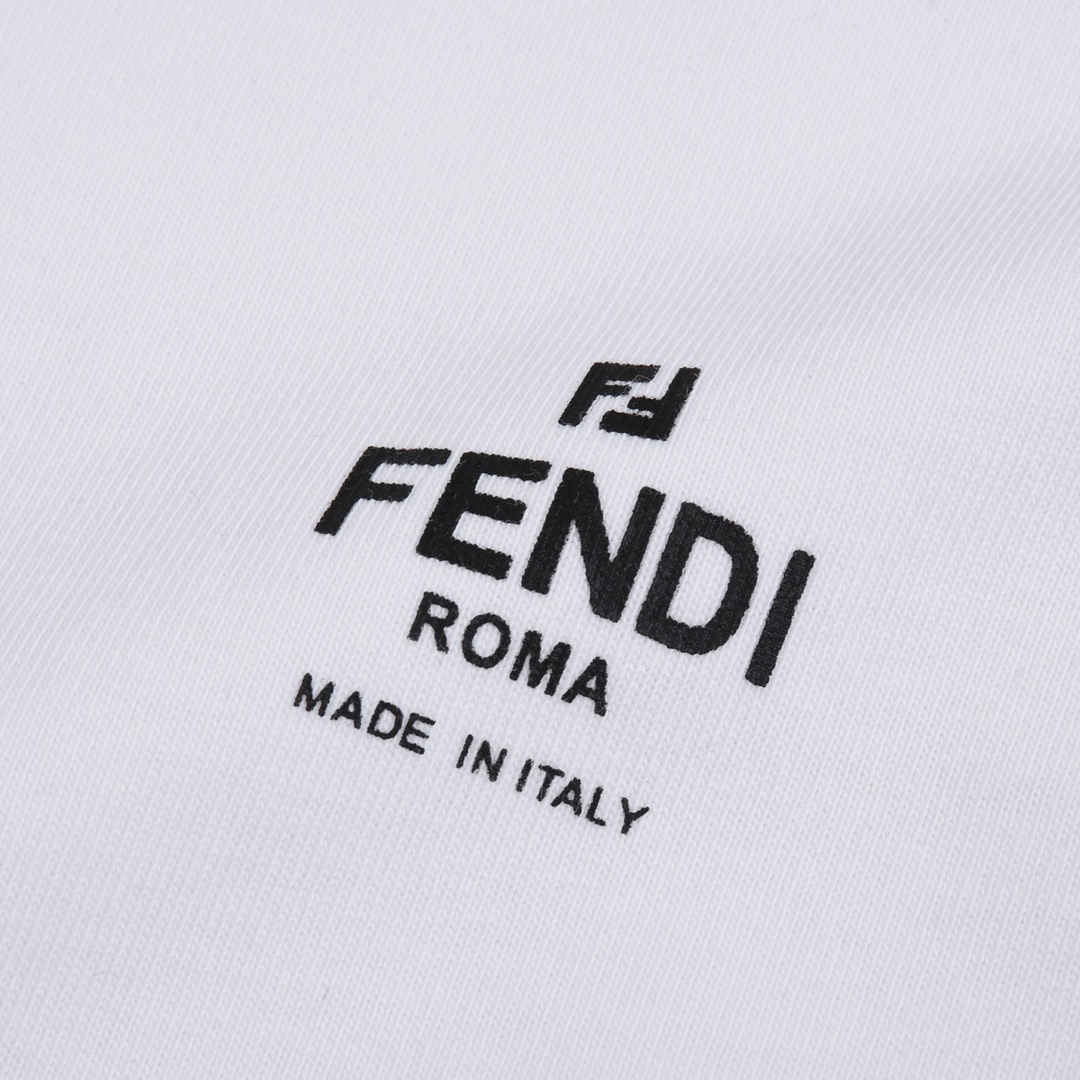 FENDI 펜디 쇼트 슬리브