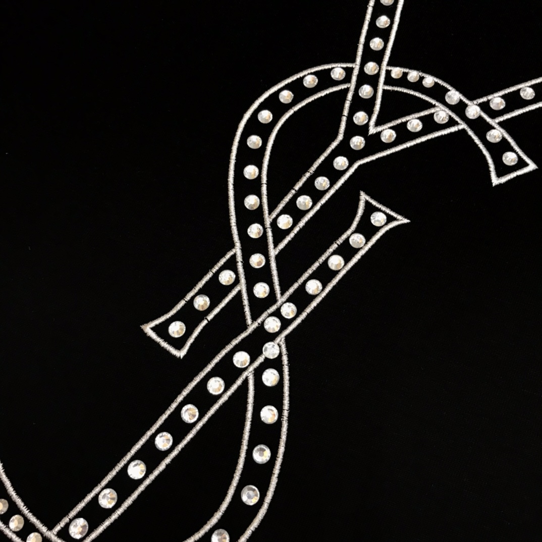 YSL 생 로랑 쇼트 슬리브