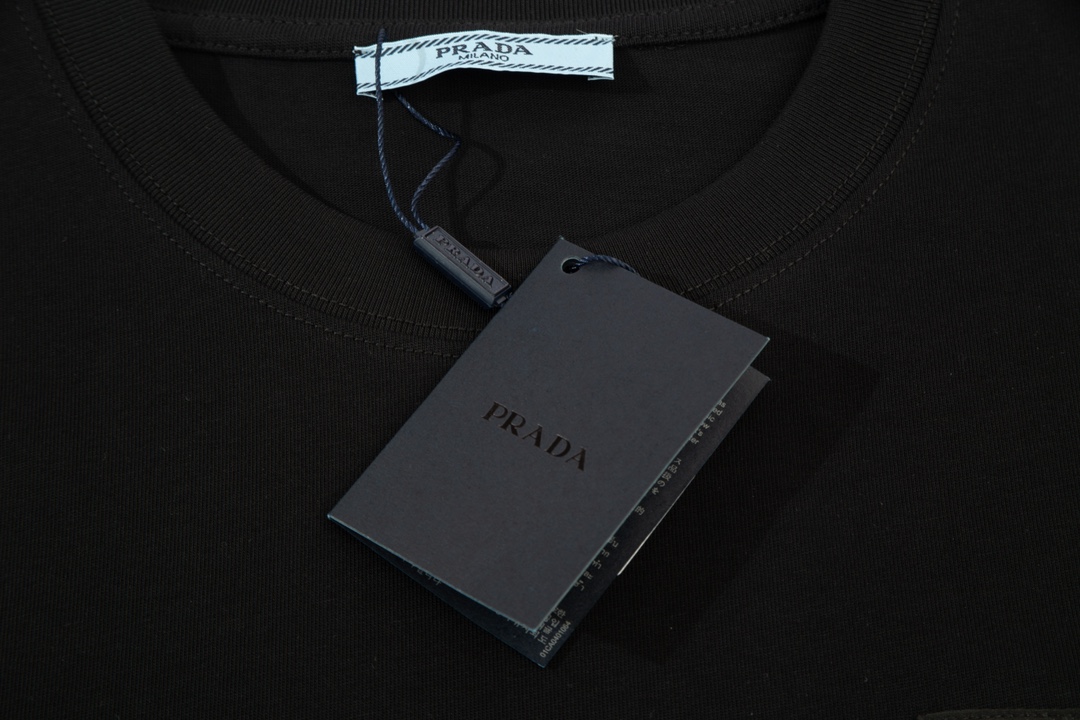 PRADA 쇼트 슬리브