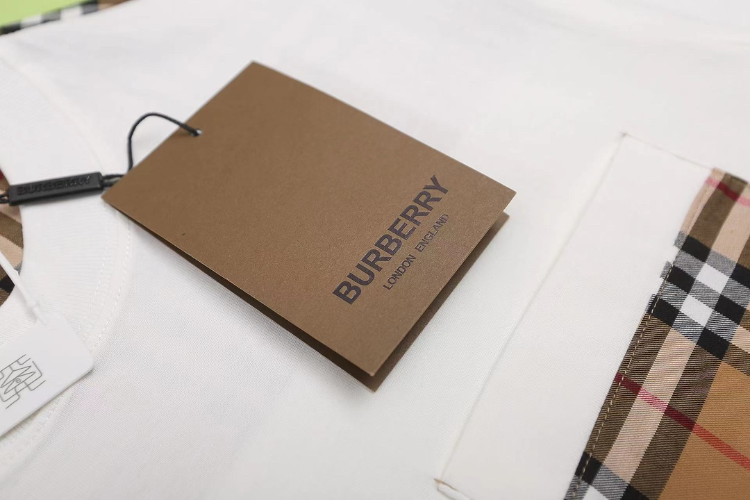 BURBERRY 버버리 쇼트 슬리브