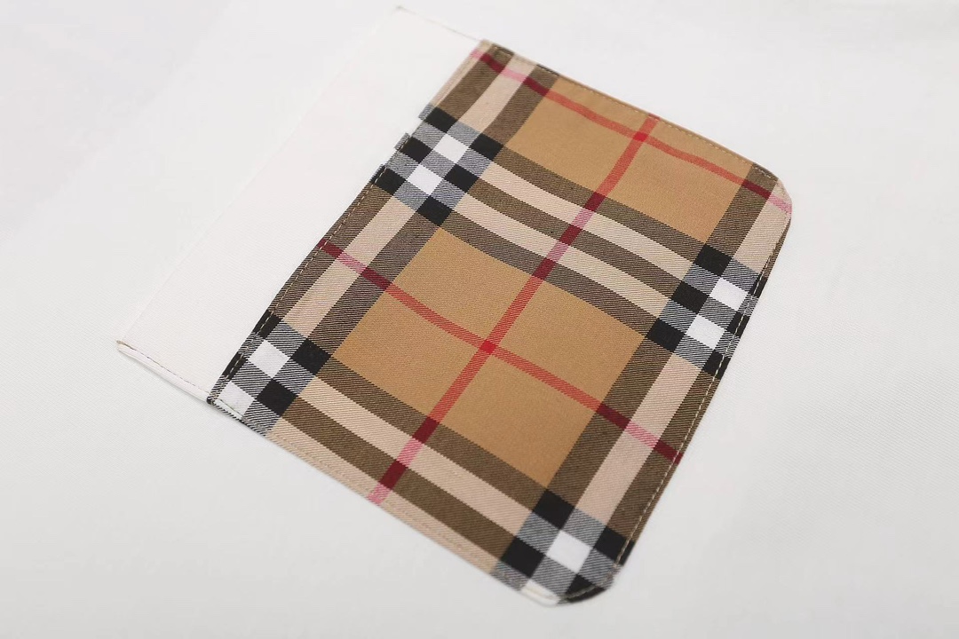 BURBERRY 버버리 쇼트 슬리브
