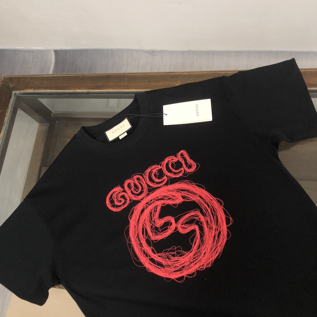GUCCI 쇼트 슬리브 얼리 스프링