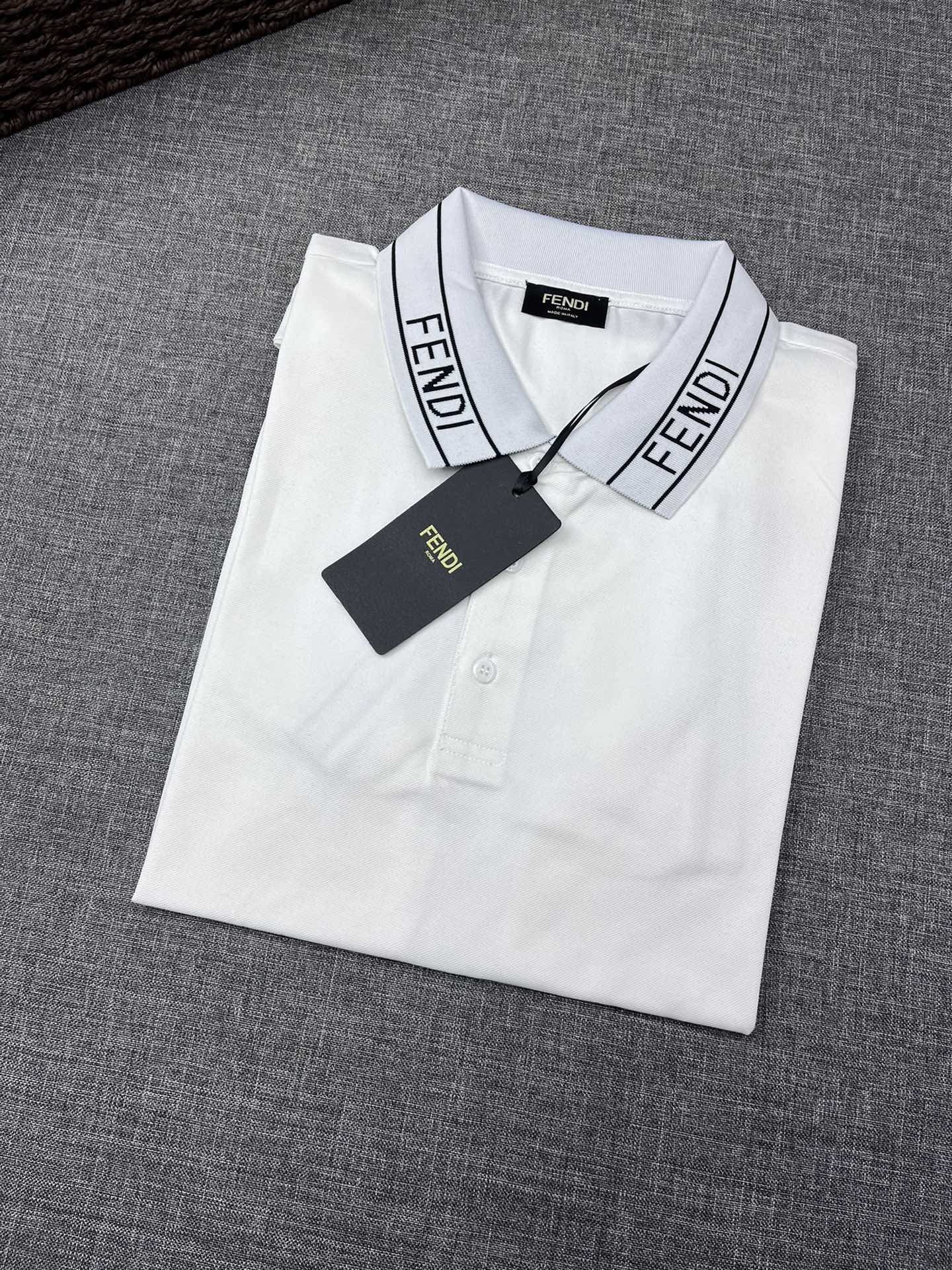 FENDI 펜디 쇼트 슬리브