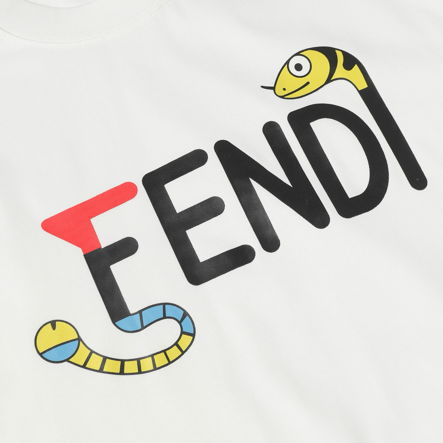 FENDI 펜디 프린트 쇼트 슬리브