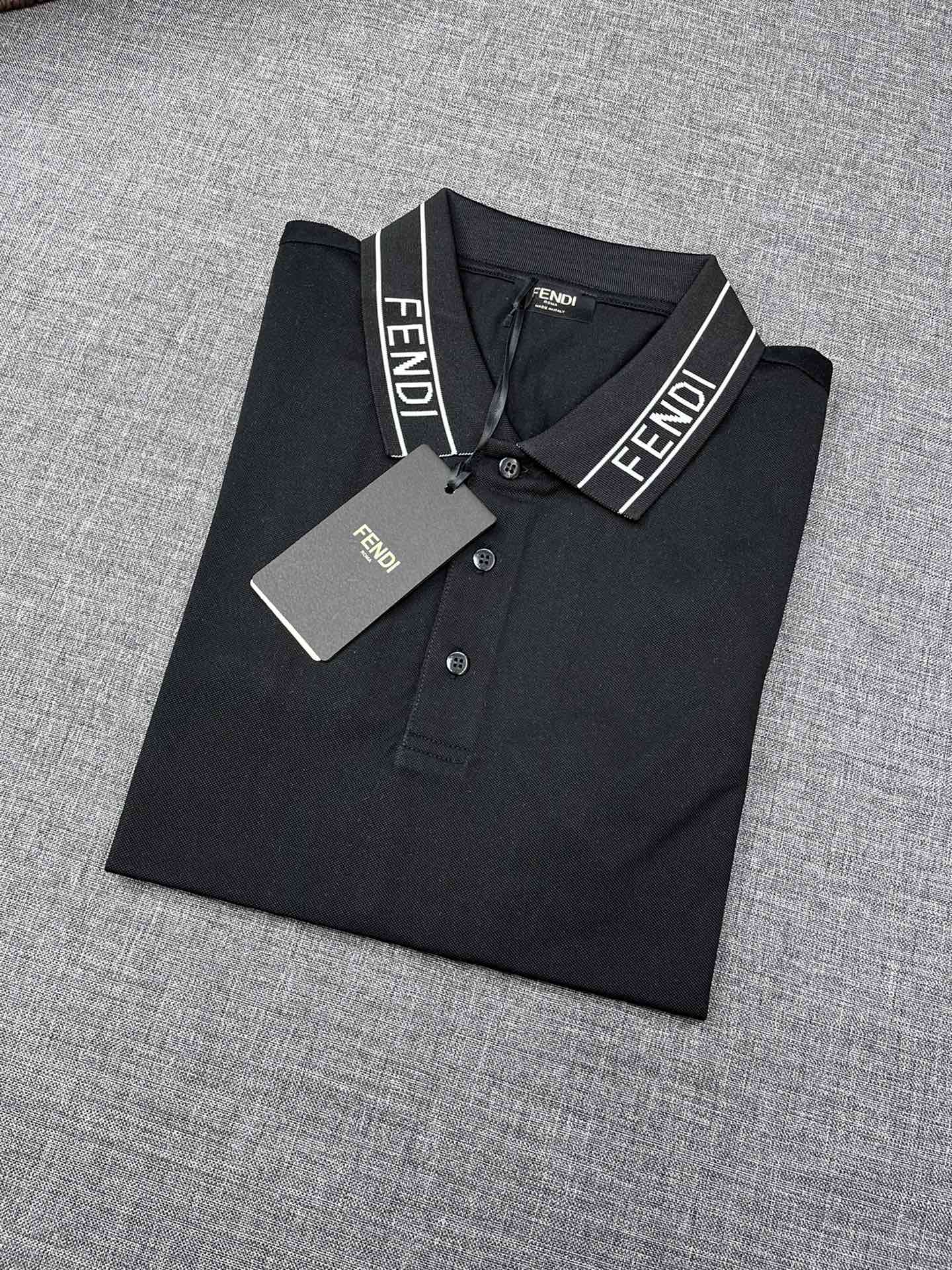FENDI 펜디 펜디 쇼트 슬리브