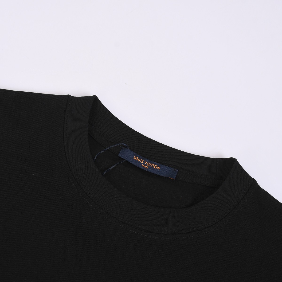 루이 비통 24SS 쇼트 슬리브