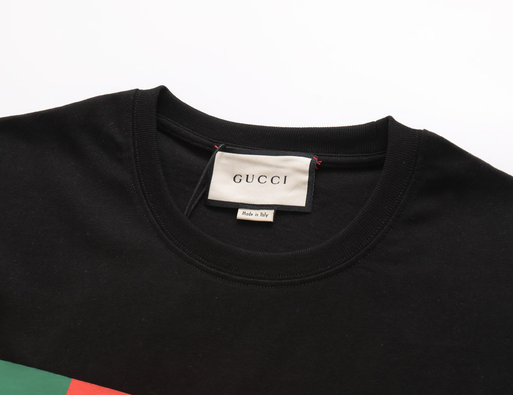 GUCCI 프린트 쇼트 슬리브